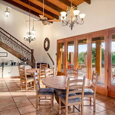 Adobe Village Villa With Private Patio - Sunset Villa Седона Екстериор снимка