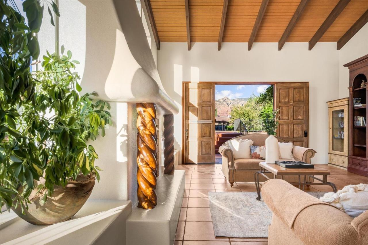 Adobe Village Villa With Private Patio - Sunset Villa Седона Екстериор снимка