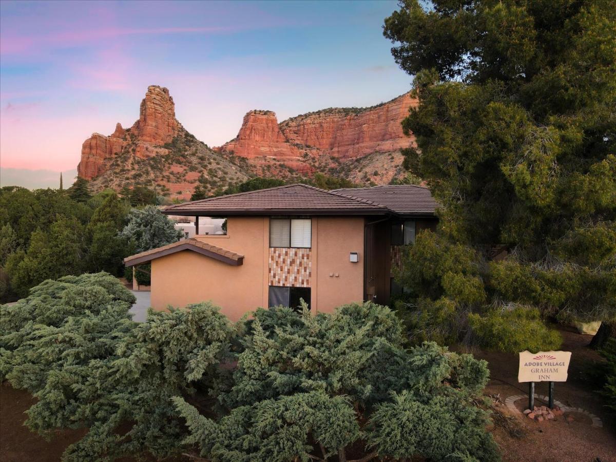 Adobe Village Villa With Private Patio - Sunset Villa Седона Екстериор снимка